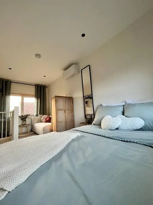 Apartment Tiny House In Center Aalsmeer I Close To Schiphol & Amsterdam Netherlands